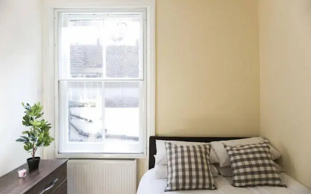 FG Property - Earls Court, Lillie Road