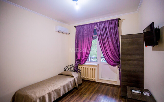 Hosilot Hotel