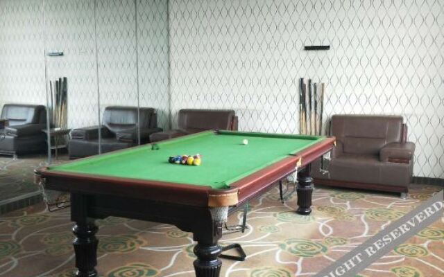 Zhengzhou Zhongmu Dongxing Hot Spring Hotel (Jiulong)