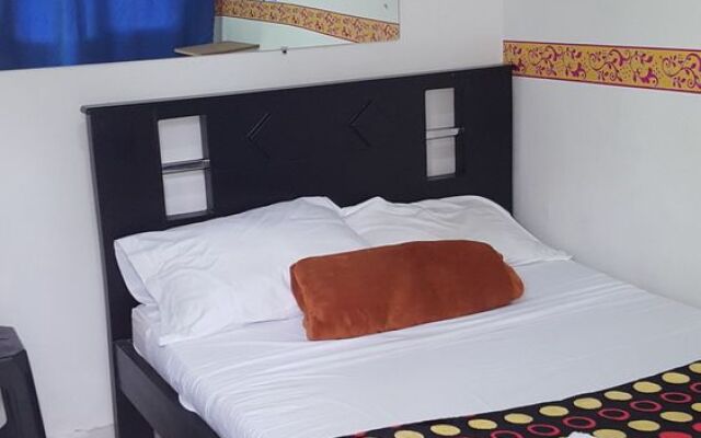 Hostal Girasoles