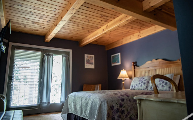 Elk River Hotel & Cafe