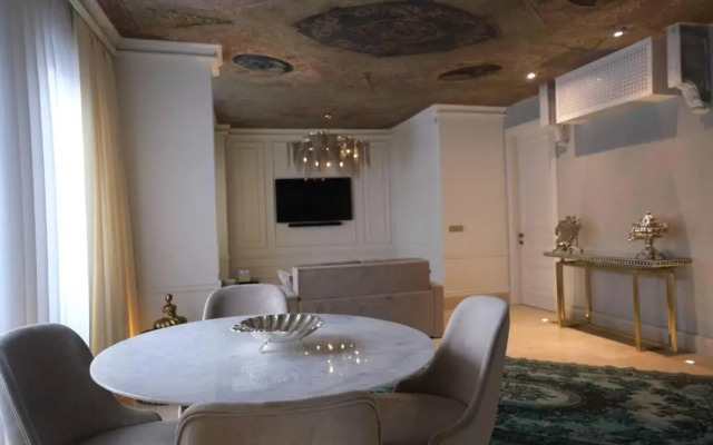 AB Residences -Cihangir Luxury Antique Apartment