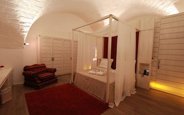 Calderoni Martini Suite
