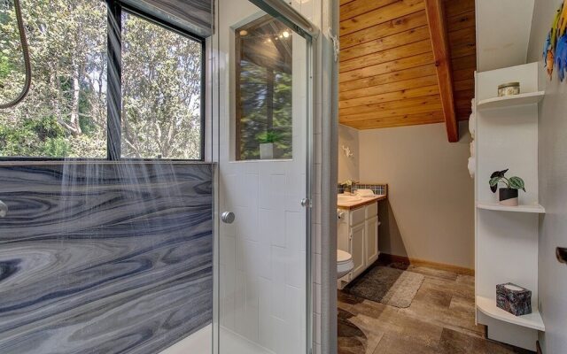 Halehikiola 3 Bedroom Home by RedAwning