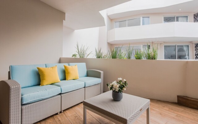LUXURY 1-bdr -ROOFTOP POOL-GYM-PARK G310