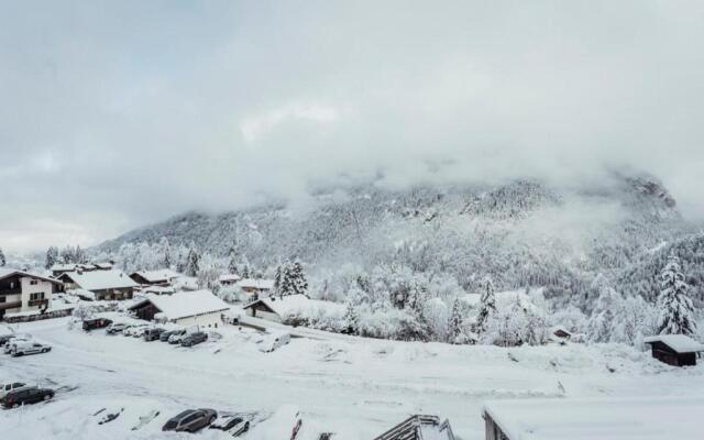 Apartment with balconies ski-in ski-out classified 2 stars