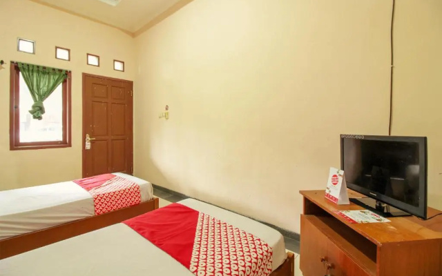 OYO 370 Hotel Sofia Pangandaran
