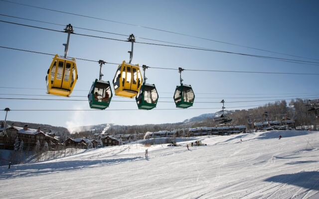 855car84 2 Bedroom Condo