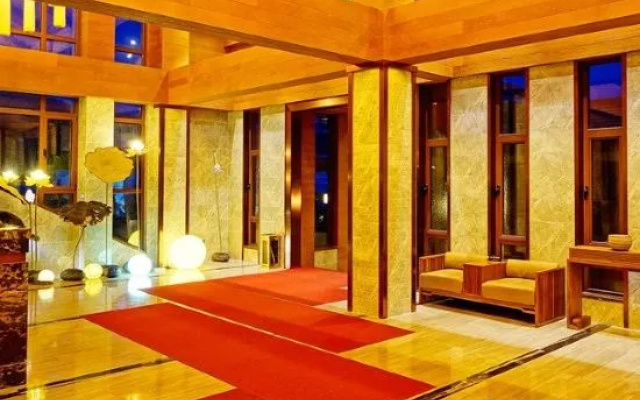 Ming Lake International Hot Spring Ski Resort Hotel – Lobby – Dalian
