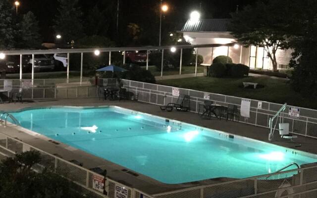 Motel 6 Dumfries, VA