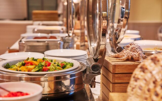 Hot Cross Point SANTA MONICA