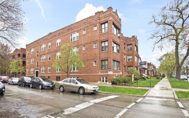 Classy 2BR Spacious Apt in Avondale