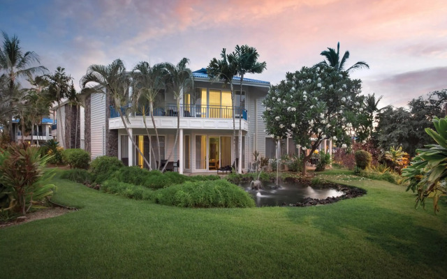 Holua Resort