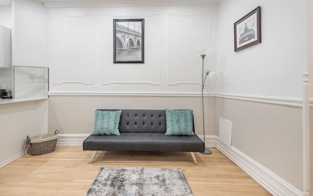 Cozy Private BR in the heart of Plateau