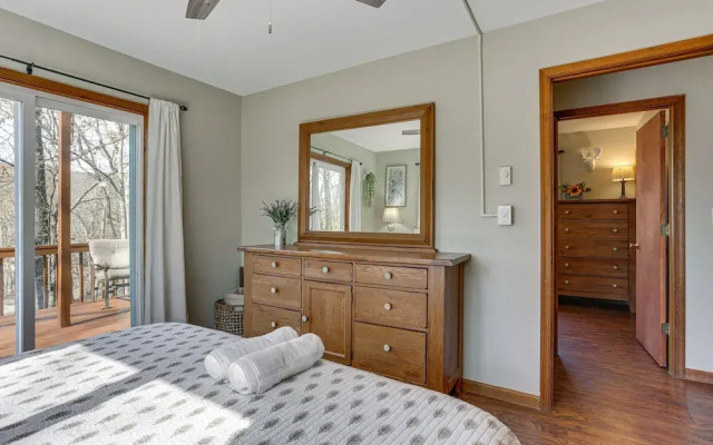 Bushkill Vacation Rental w/ Community Amenities!