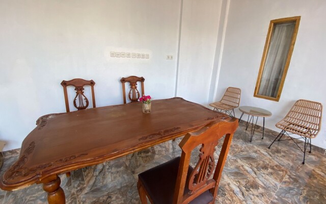 Rumah Windy Guest House Bira