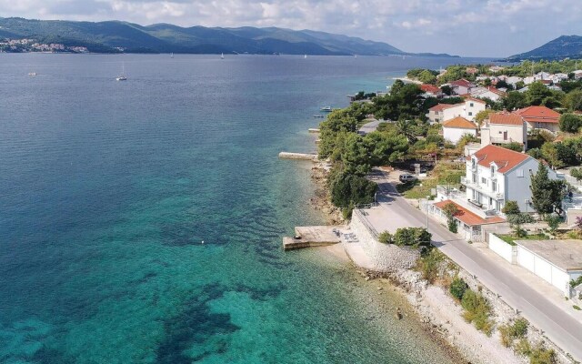 Amazing Home in Kuciste With Sauna, Wifi and 9 Bedrooms