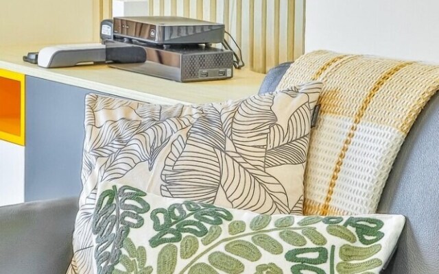 Lake View Luxurious Studio Bnbmehomes