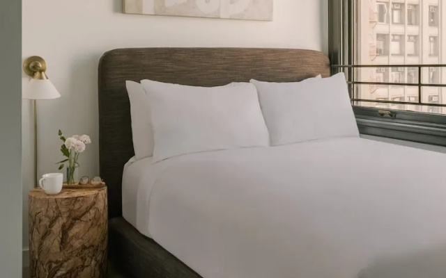 Sonder by Marriott Bonvoy The Winfield Apartments Downtown LA
