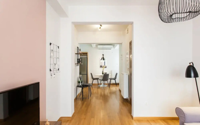 UPSTREET Delightful 1BD Apt in Plaka
