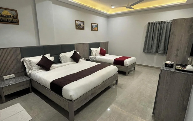 The Byke Boutique - Amra Oasis Osian