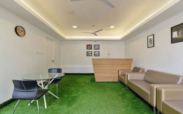 Treebo Midvalley Residence