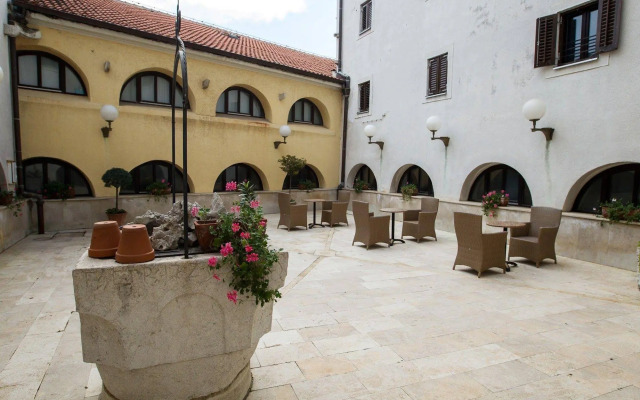 Hotel Kastel