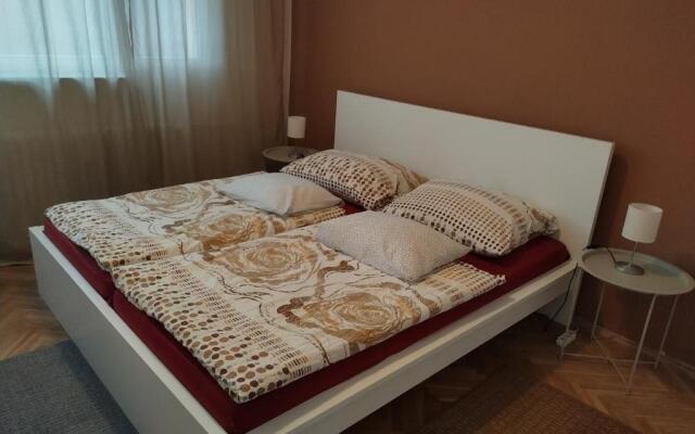 Flat Lesná