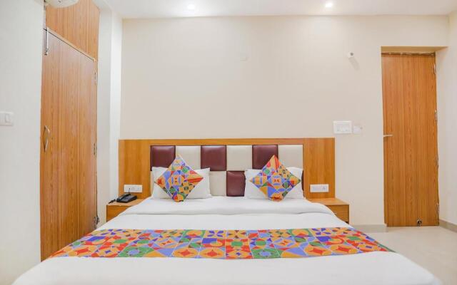FabExpress Royal Stay