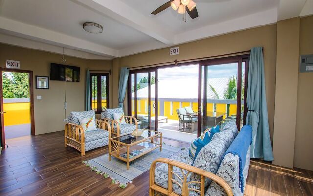 KhalKob's Belize
