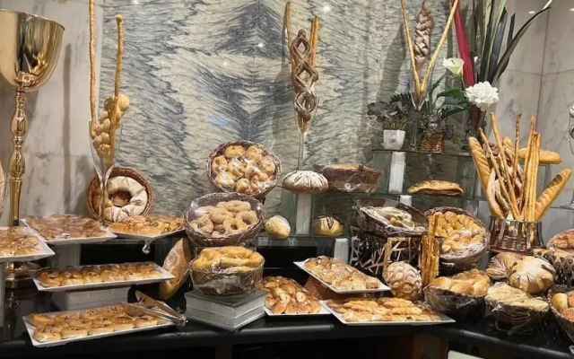 Отель Maysan Al Mashaer