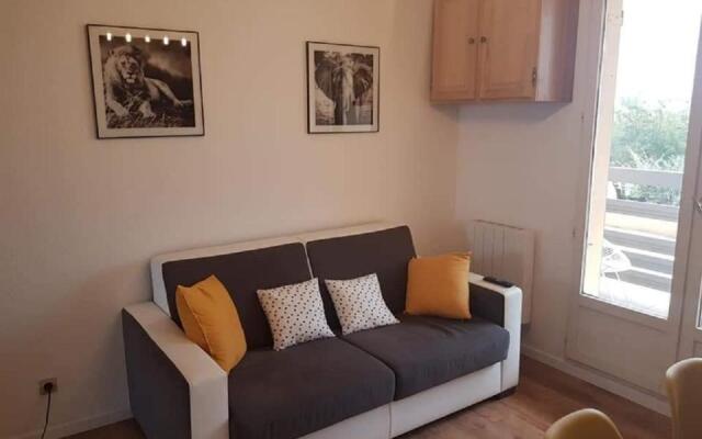 Studio cabine avec place de parking privée