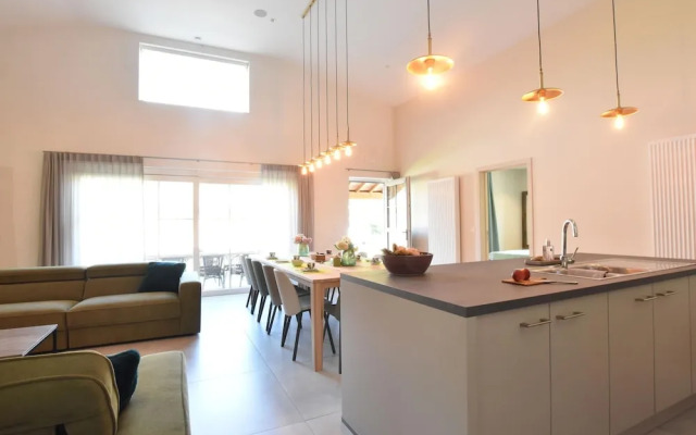 Tasteful Holiday Home in Sijsele-brugge With Garden