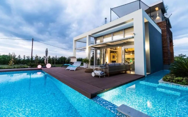 Island Villa Sani Sea View