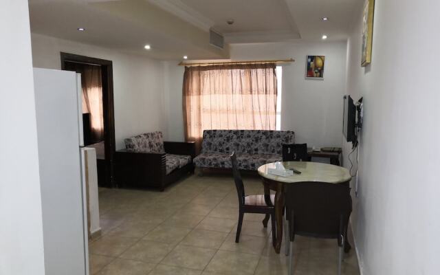 Amnah Apartments