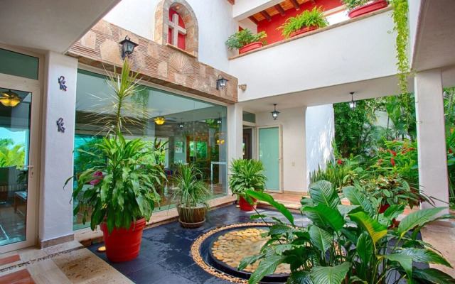 Ventanas al Mar 4 BR by Casago