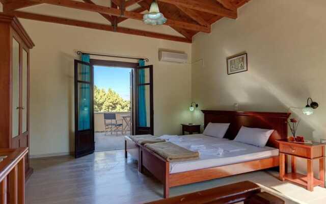 Room in Bungalow - Group Accommodation in Crete Separate Houses