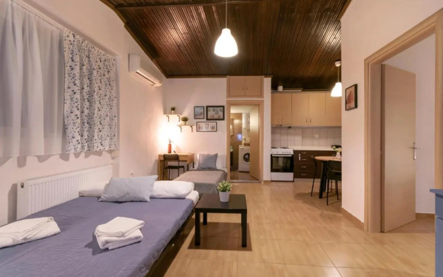 Stratos & Magda's Apartments