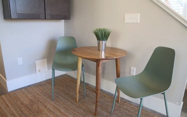 Perfect Little Place for the Traveling Professional