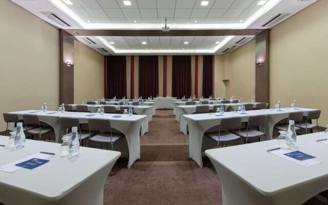 Radisson Blu Belo Horizonte, Savassi