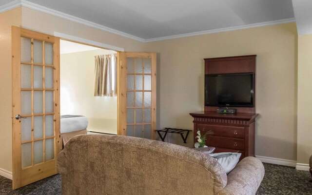 Quality Inn Mont-Laurier