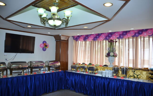 City Star Hotel