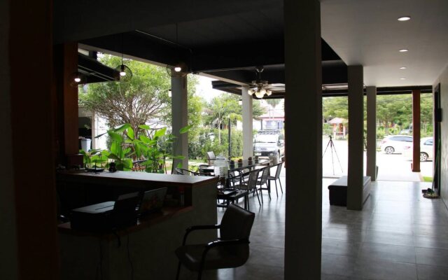 Anantaya Home Phare
