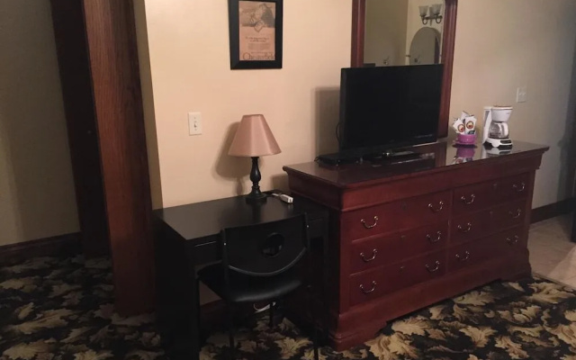 Caldwell Messenger Suites