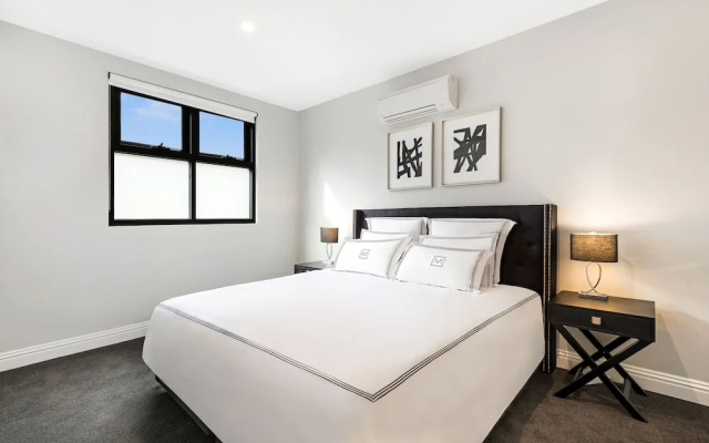 Manhattan Apartments - Caulfield North