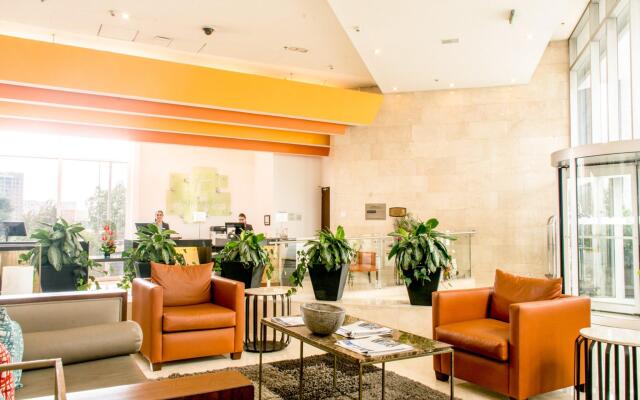 Holiday Inn Bogota Airport by IHG
