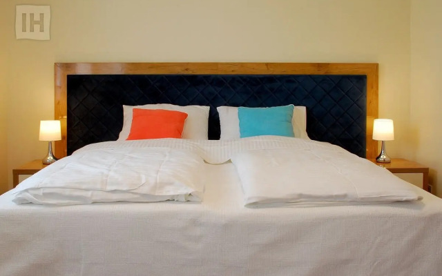 Hotel Isha