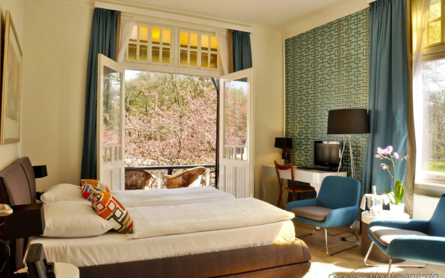 Sandton Hotel De Roskam