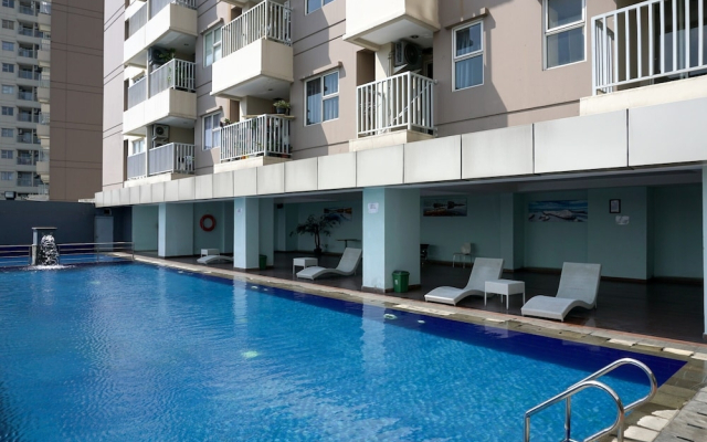 Combined Unit 1Br With Extra Room At Belmont Residence Puri