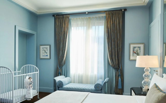 Prince de Galles, a Luxury Collection , Paris